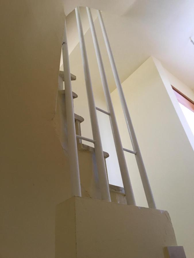 アフィトス Modern Houseゲストハウス エクステリア 写真